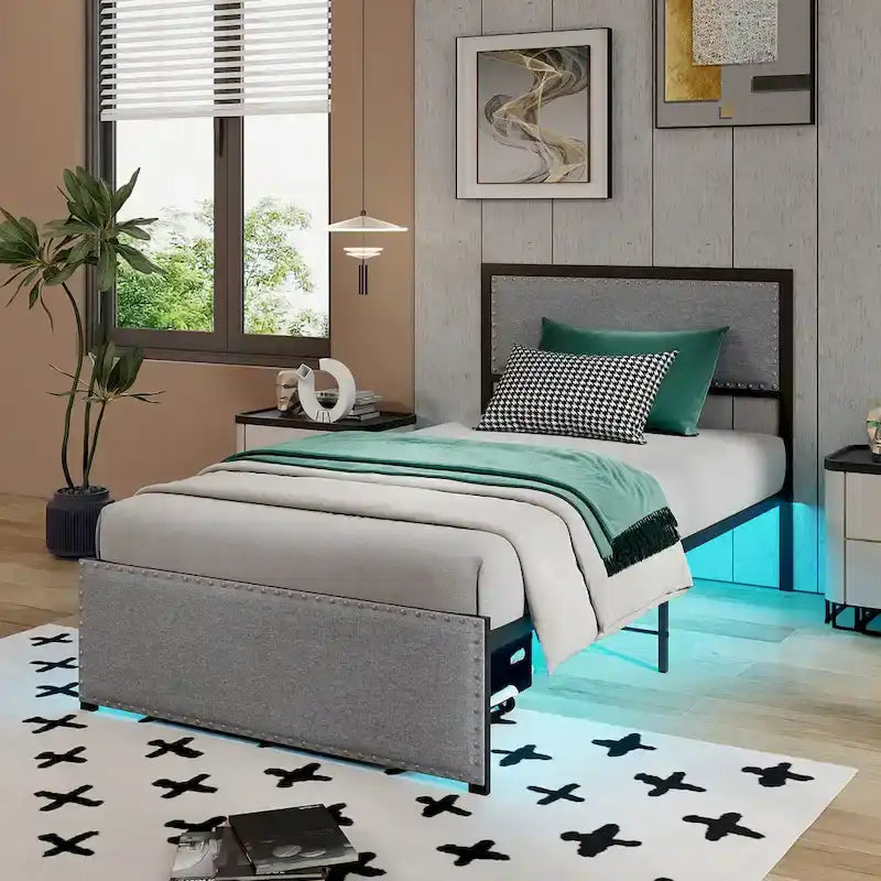 Cadre de lit double avec tiroirs de rangement, lit plateforme en métal avec lumières LED