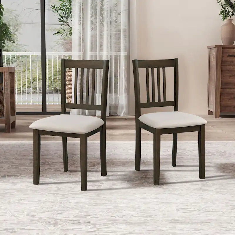 Table et chaises pour coin-repas de cuisine