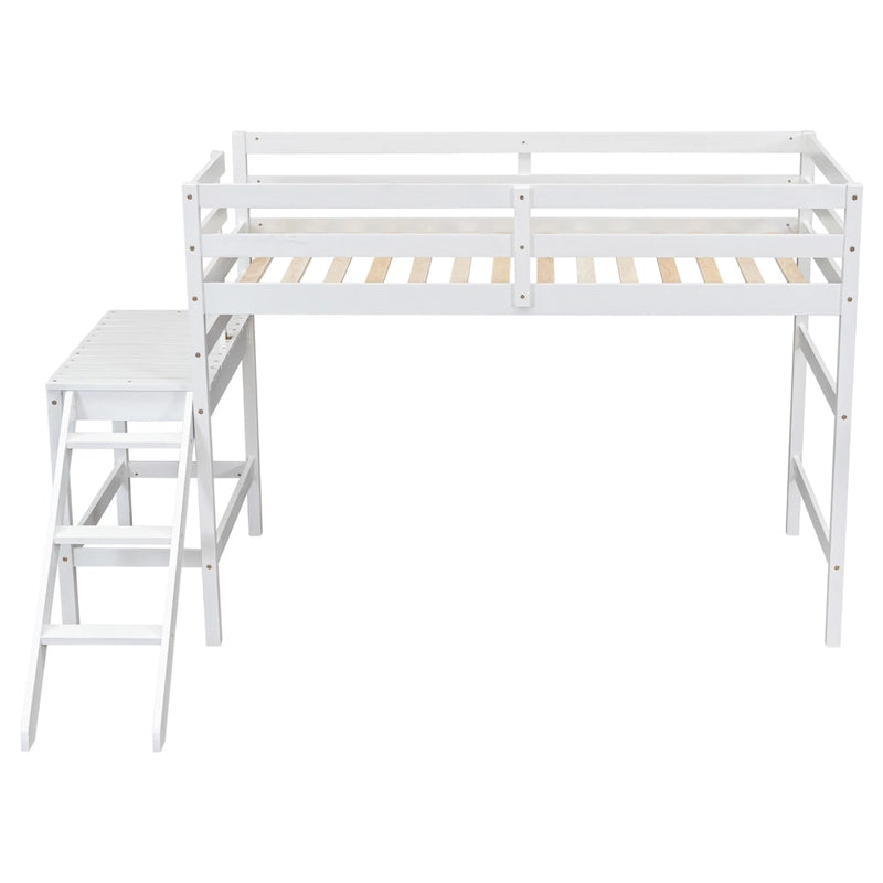 Lit mezzanine avec plateforme, échelle