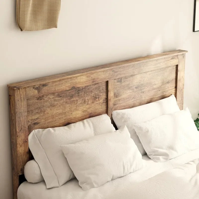 Lit plateforme en bois marron foncé de taille double pour chambre à coucher